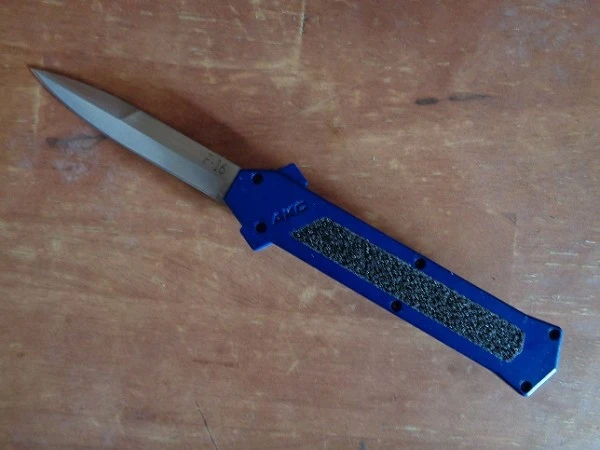 AKC F-16 D/A OTF Automatic Knife Blue Bayo 4 AKC F-16 D/A OTF Automatic Knife Blue Bayo - Image 3