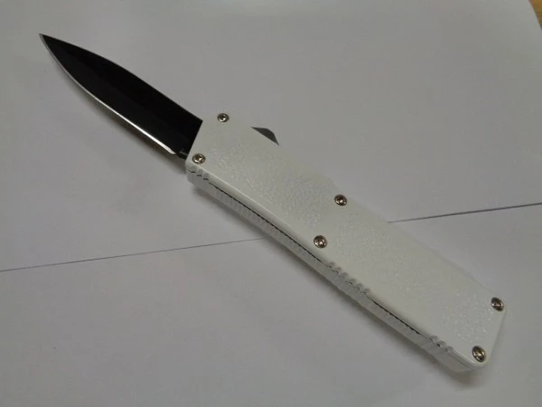 Lightning White D/A OTF Automatic Knife Black Dagger 3 Lightning White D/A OTF Automatic Knife Black Dagger